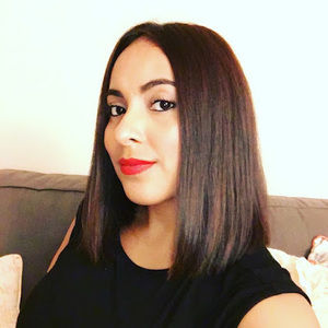 Meet your Posher, Gloria adelene